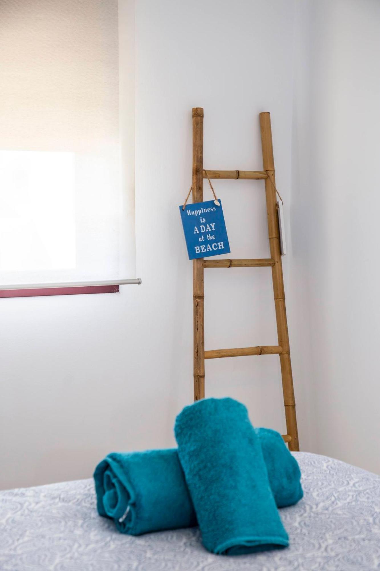 Valdecarretas Apartamento Rota Cerca De Playa Bagian luar foto